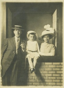 Edward C, Edward E, and Martha, "Saturday evening, June 22, 1912"